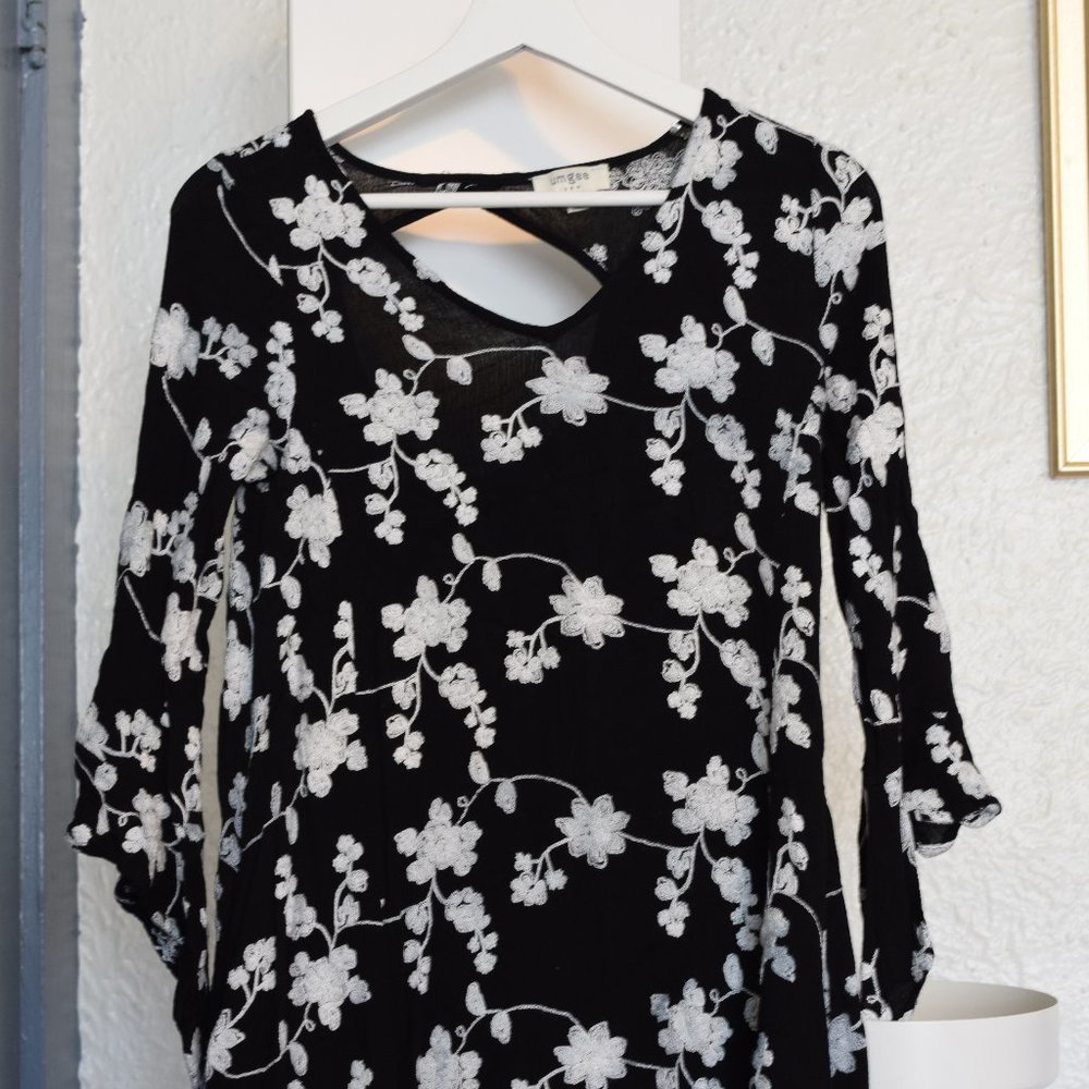 Flowy, floral mini dress